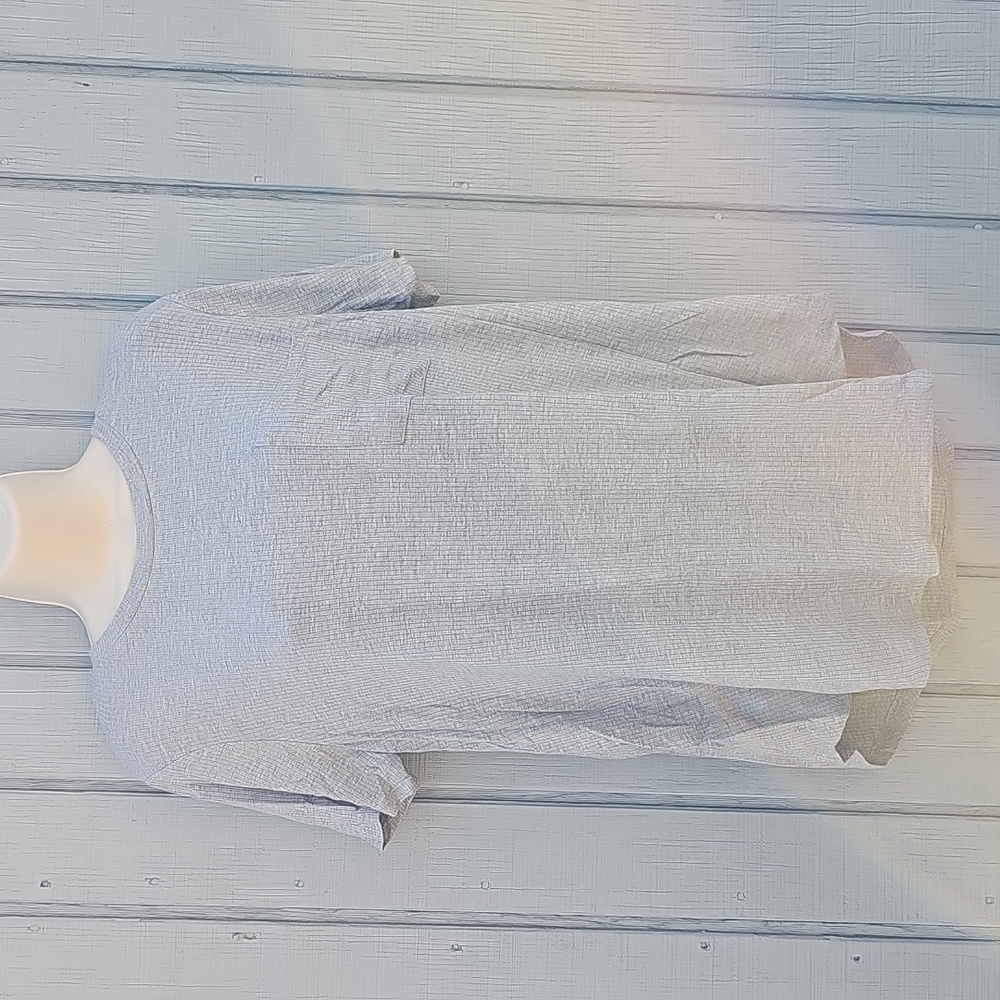 Destination Maternity Women's Large Gray Maternity Pocket Core Tee, New